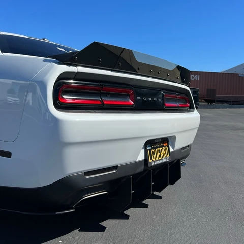 09-up Dodge Challenger Tall Stealth Assault Wicker Bill No Camer